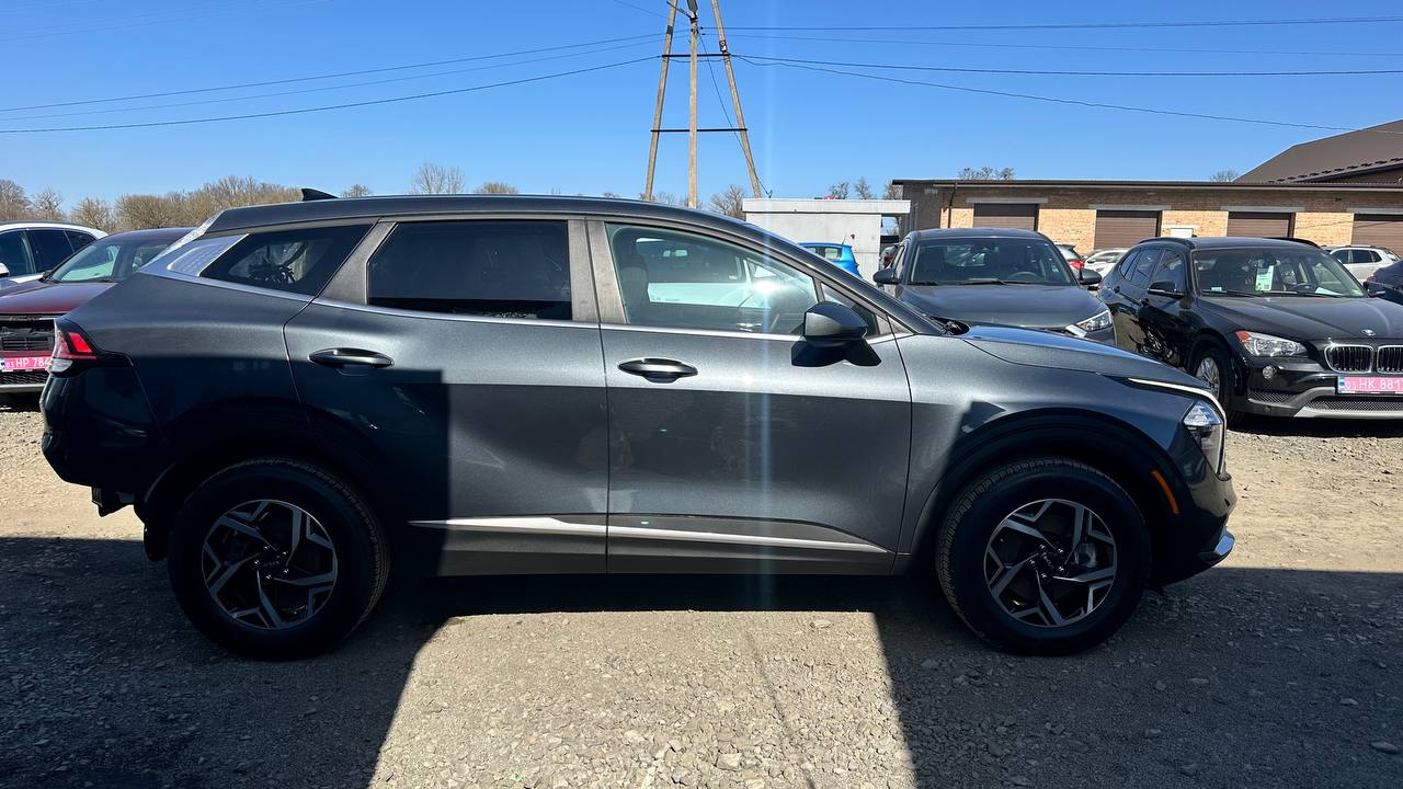 KIA SPORTAGE LX 2023