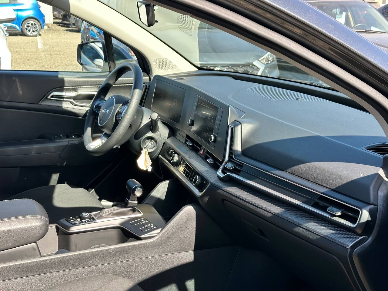 KIA SPORTAGE LX 2023