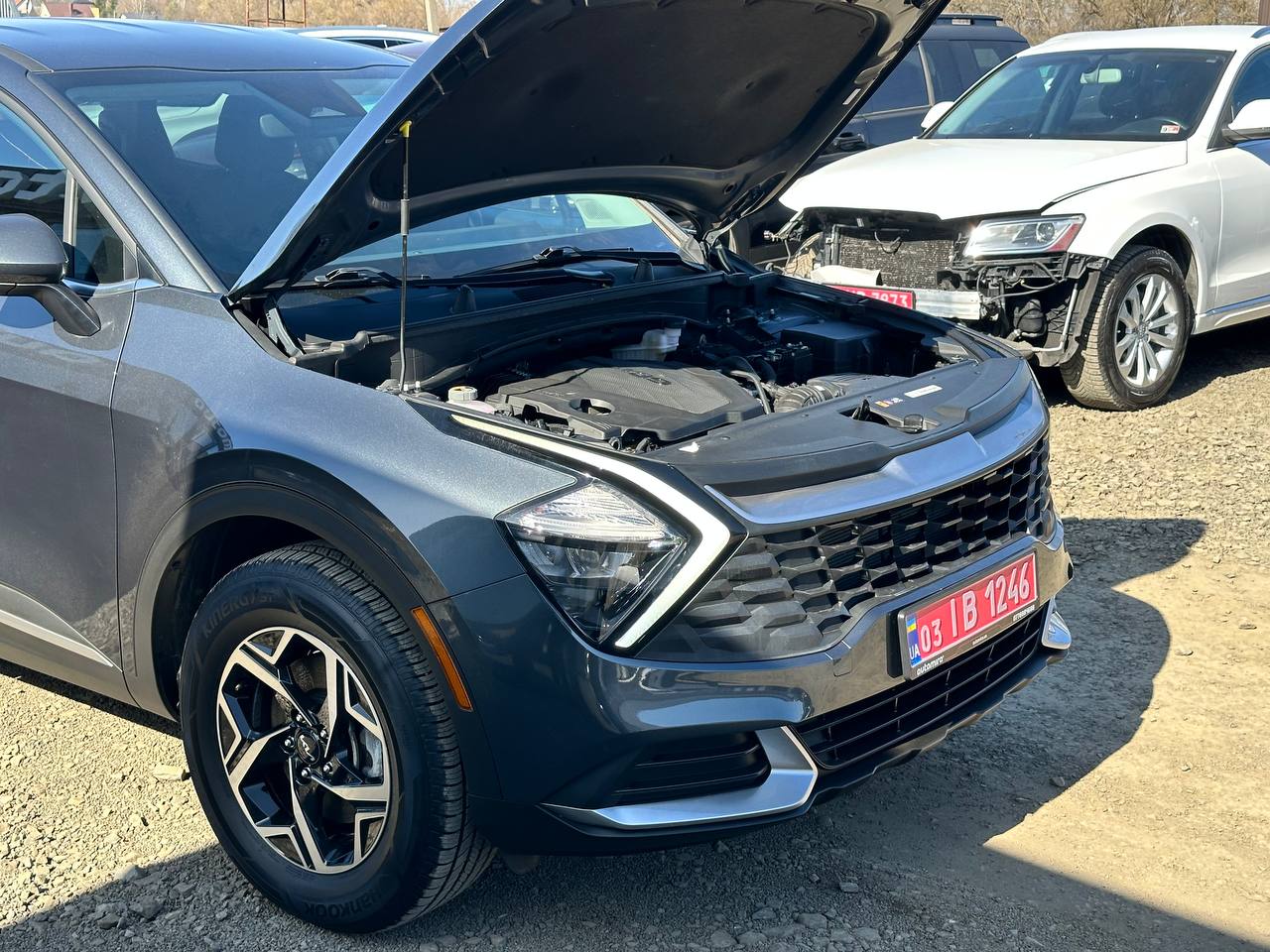 KIA SPORTAGE LX 2023