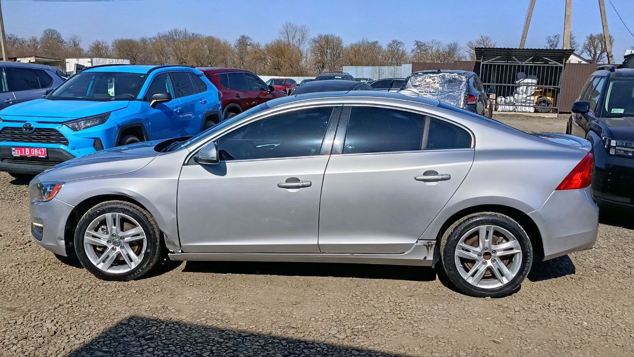 VOLVO S60 PREMIER 2013