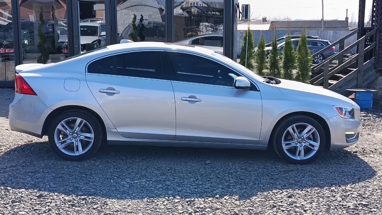 VOLVO S60 PREMIER 2013