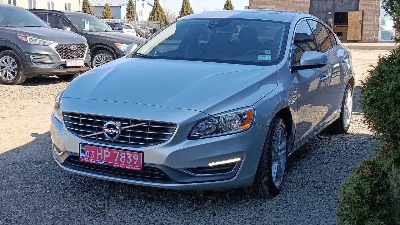 VOLVO S60 PREMIER 2013