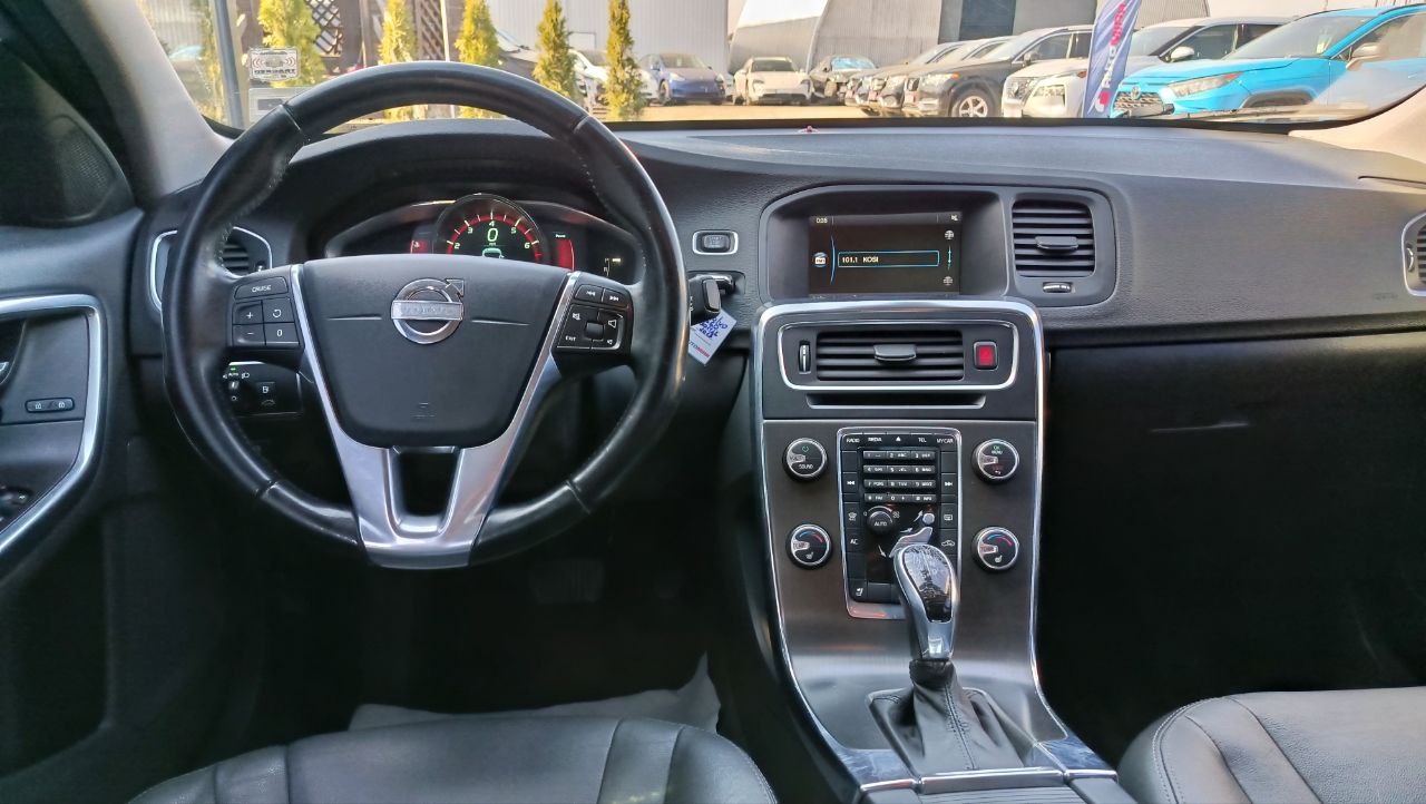 VOLVO S60 PREMIER 2013