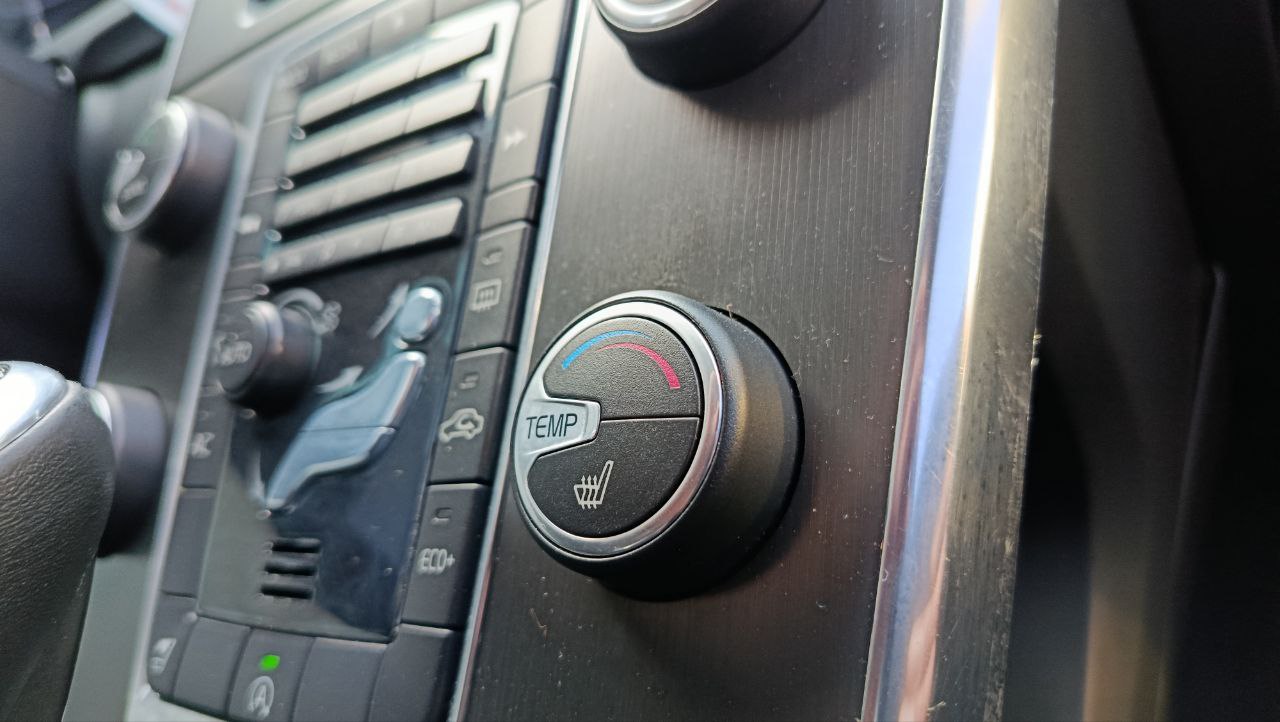 VOLVO S60 PREMIER 2013