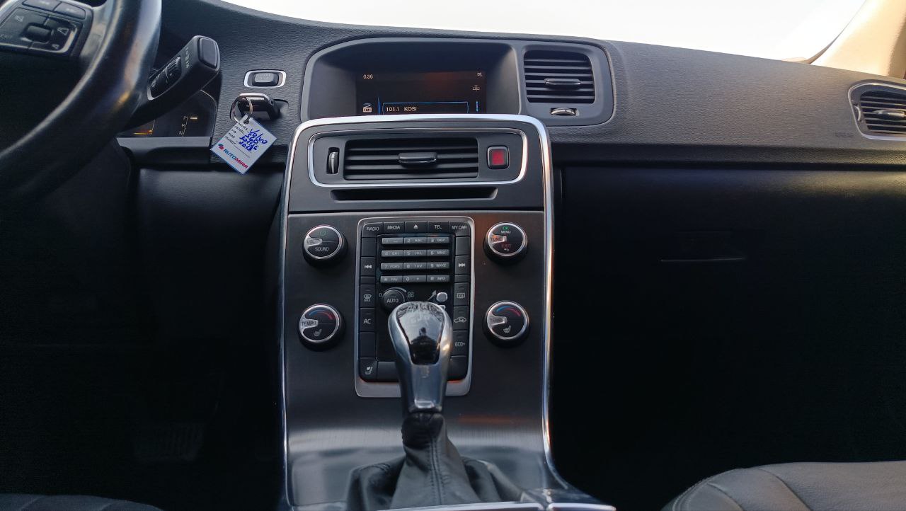 VOLVO S60 PREMIER 2013