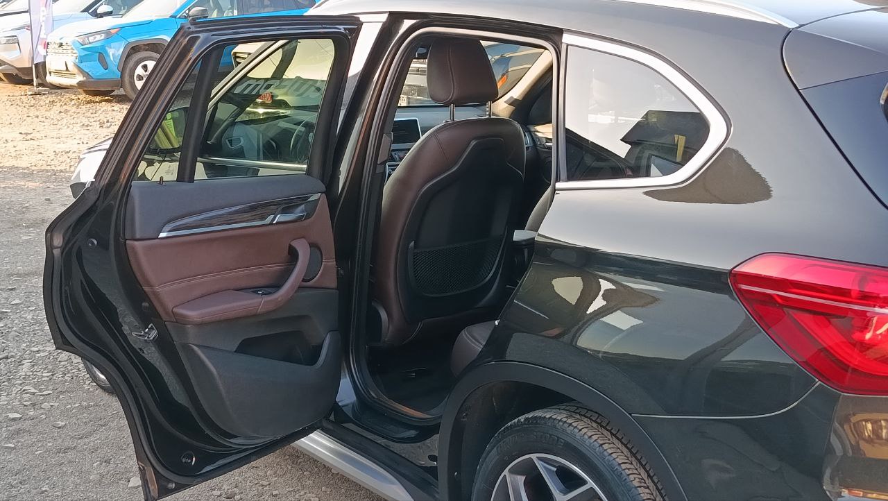 BMW X1 XDRIVE28I 2015