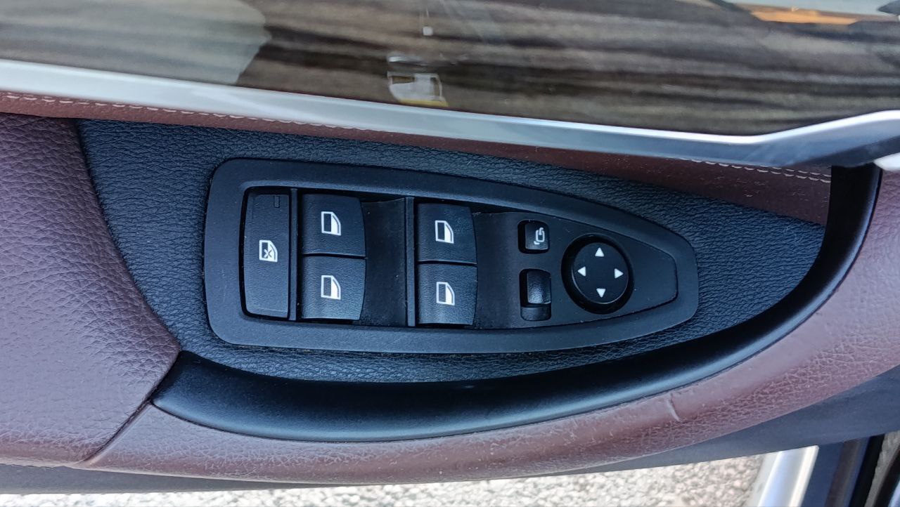 BMW X1 XDRIVE28I 2015