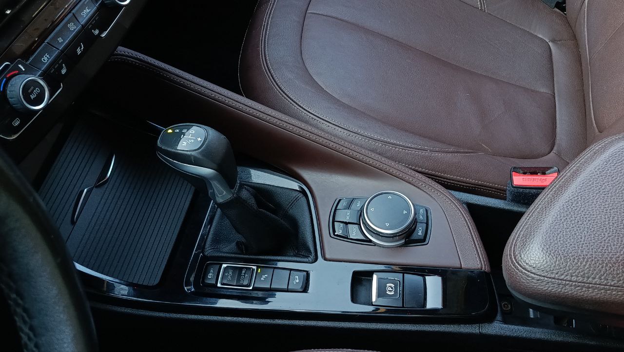 BMW X1 XDRIVE28I 2015