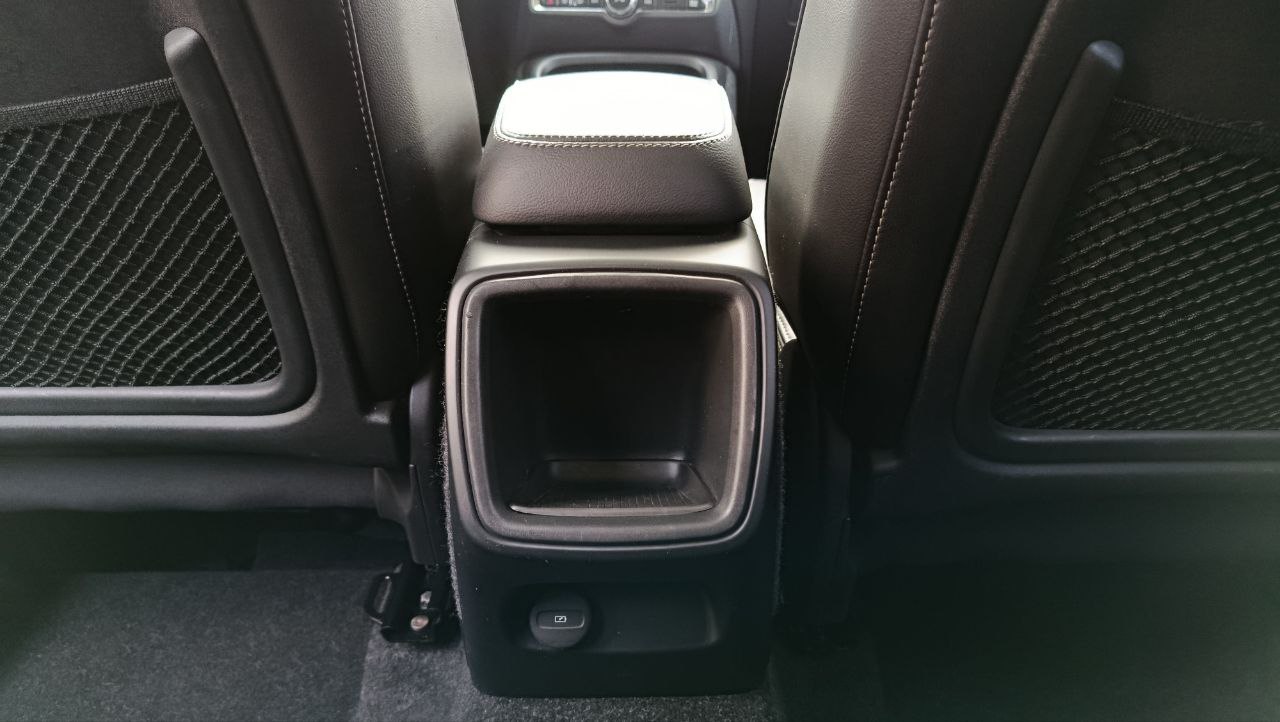 VOLVO XC40 T5 MOMENTUM 2018