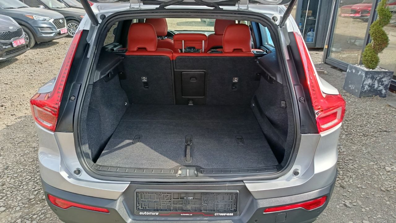 VOLVO XC40 T5 MOMENTUM 2019