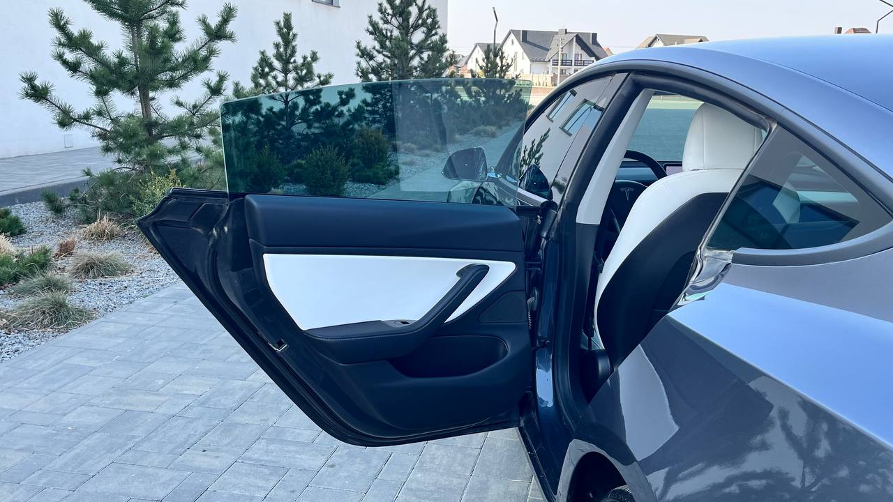 TESLA MODEL 3 DUAL MOTOR 2019