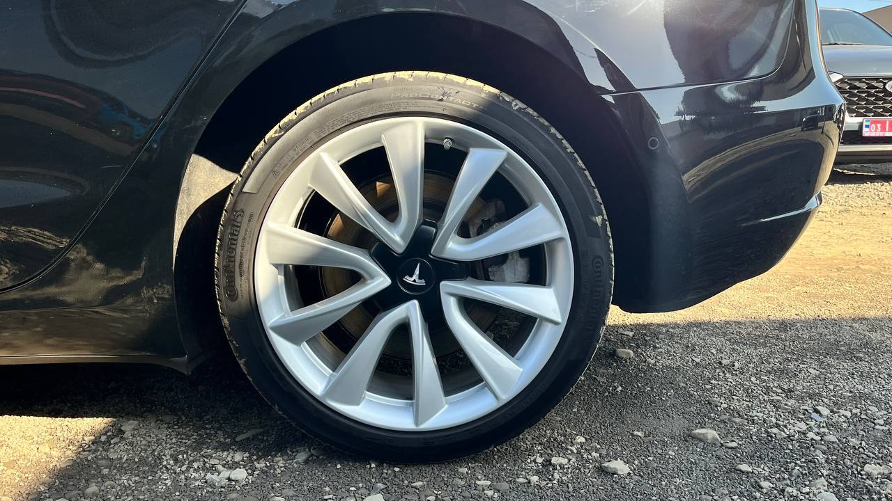 TESLA MODEL 3 LONG RANGE DUAL MOTOR 2018