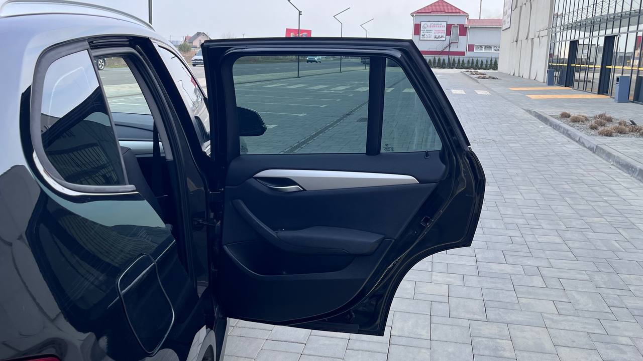 BMW X1 XDRIVE28I 2013