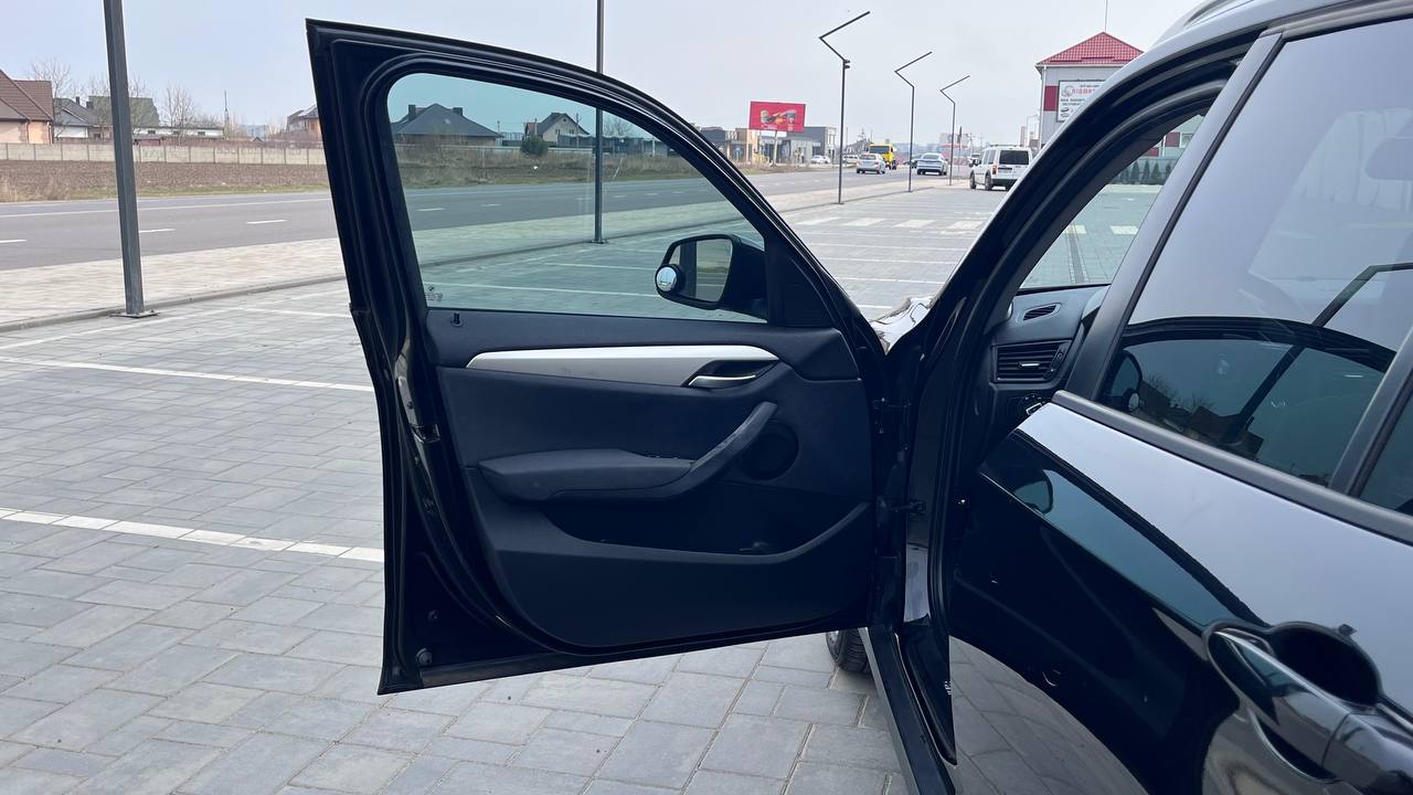 BMW X1 XDRIVE28I 2013