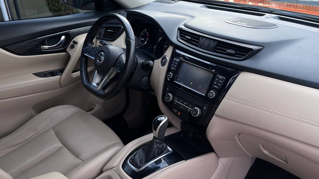 NISSAN ROGUE SL 2017