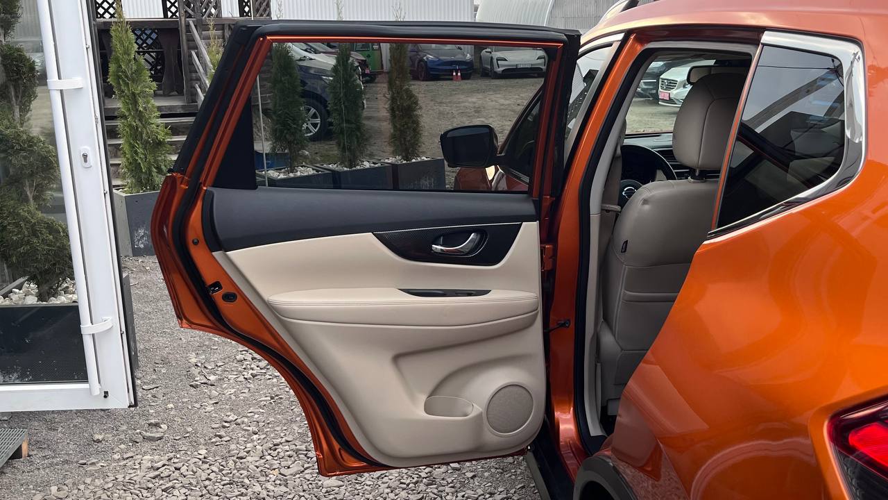 NISSAN ROGUE SL 2017