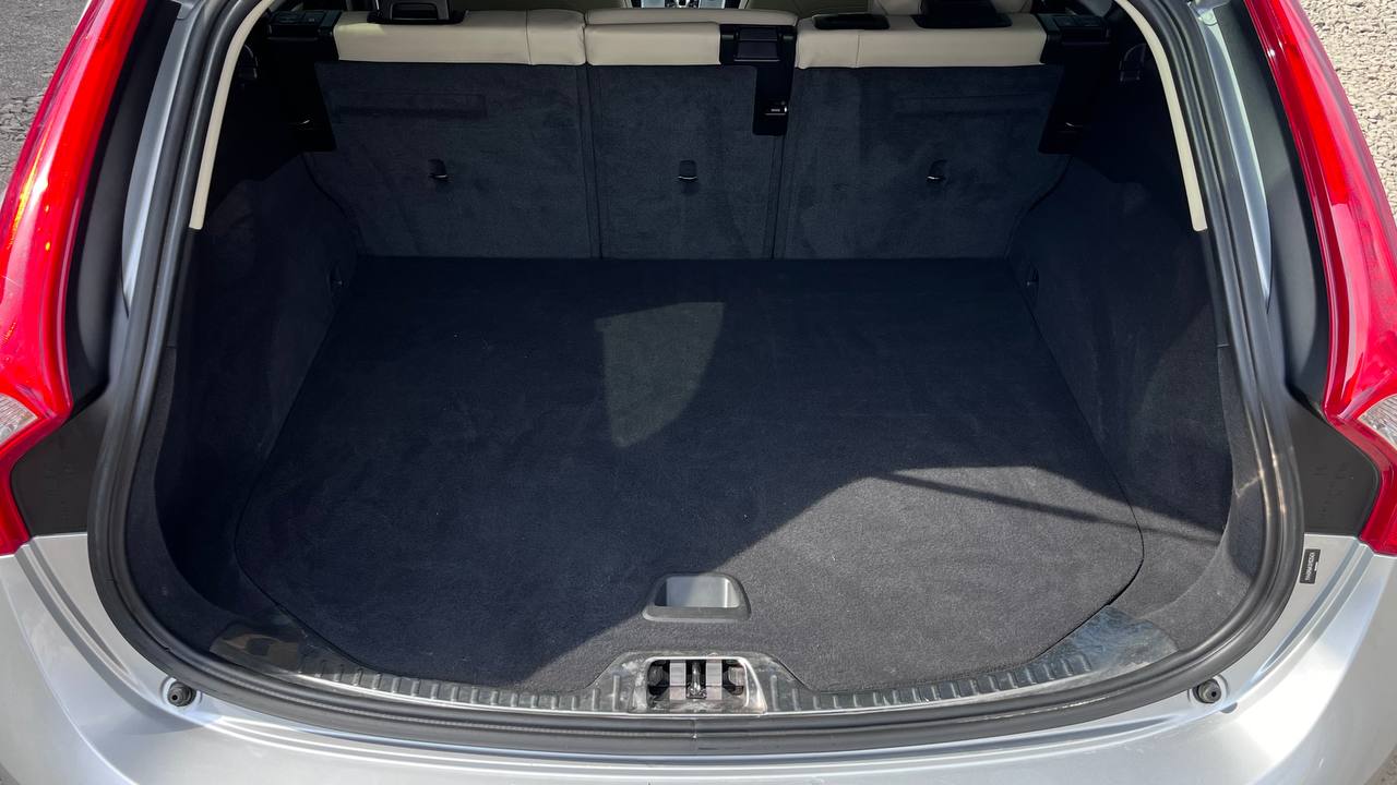 VOLVO V60 CROSS COUNTRY PREMIER 2016