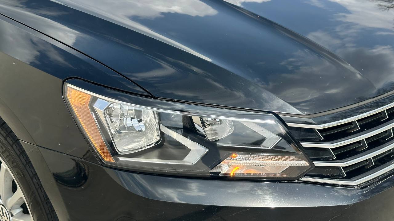 VOLKSWAGEN PASSAT SE 2015