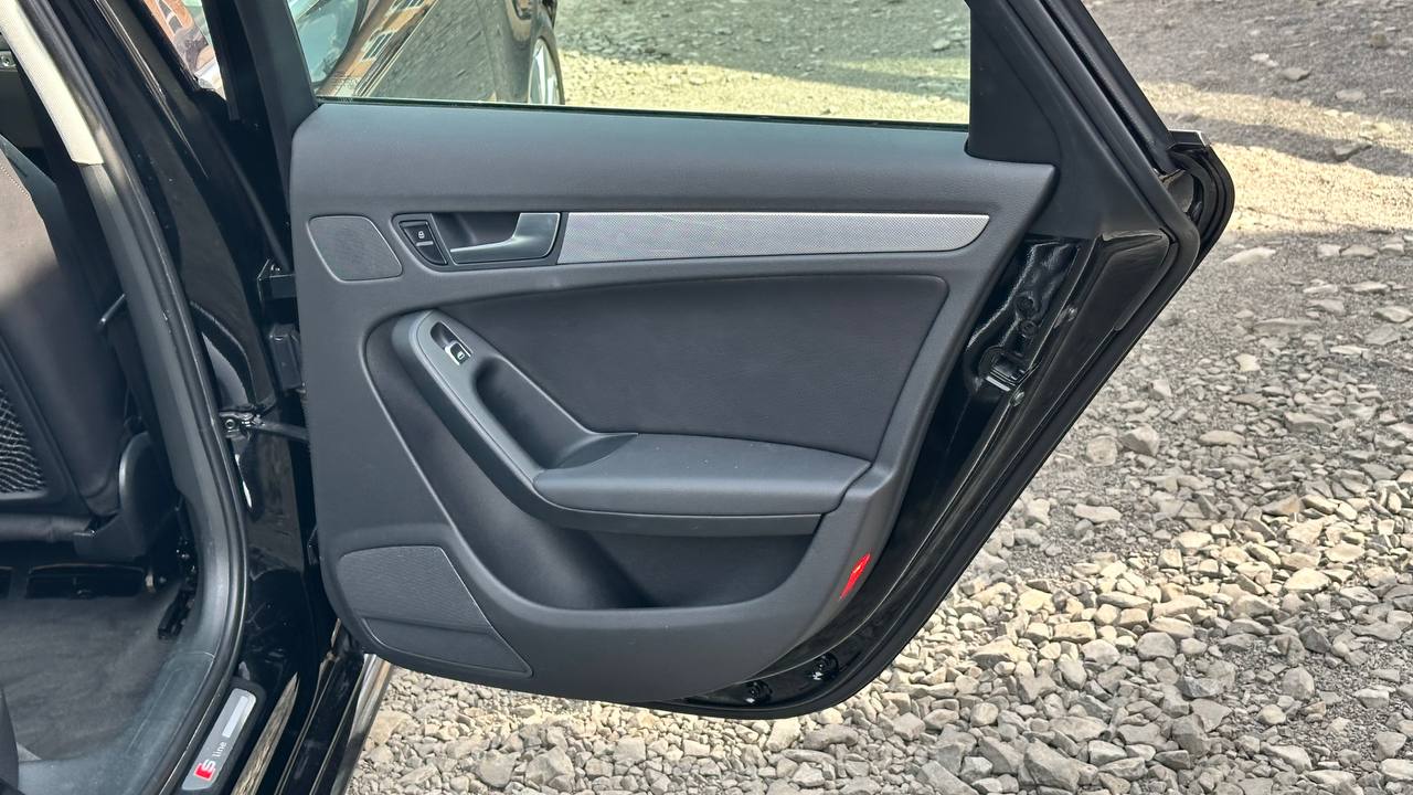 AUDI A4 PREMIUM 2014