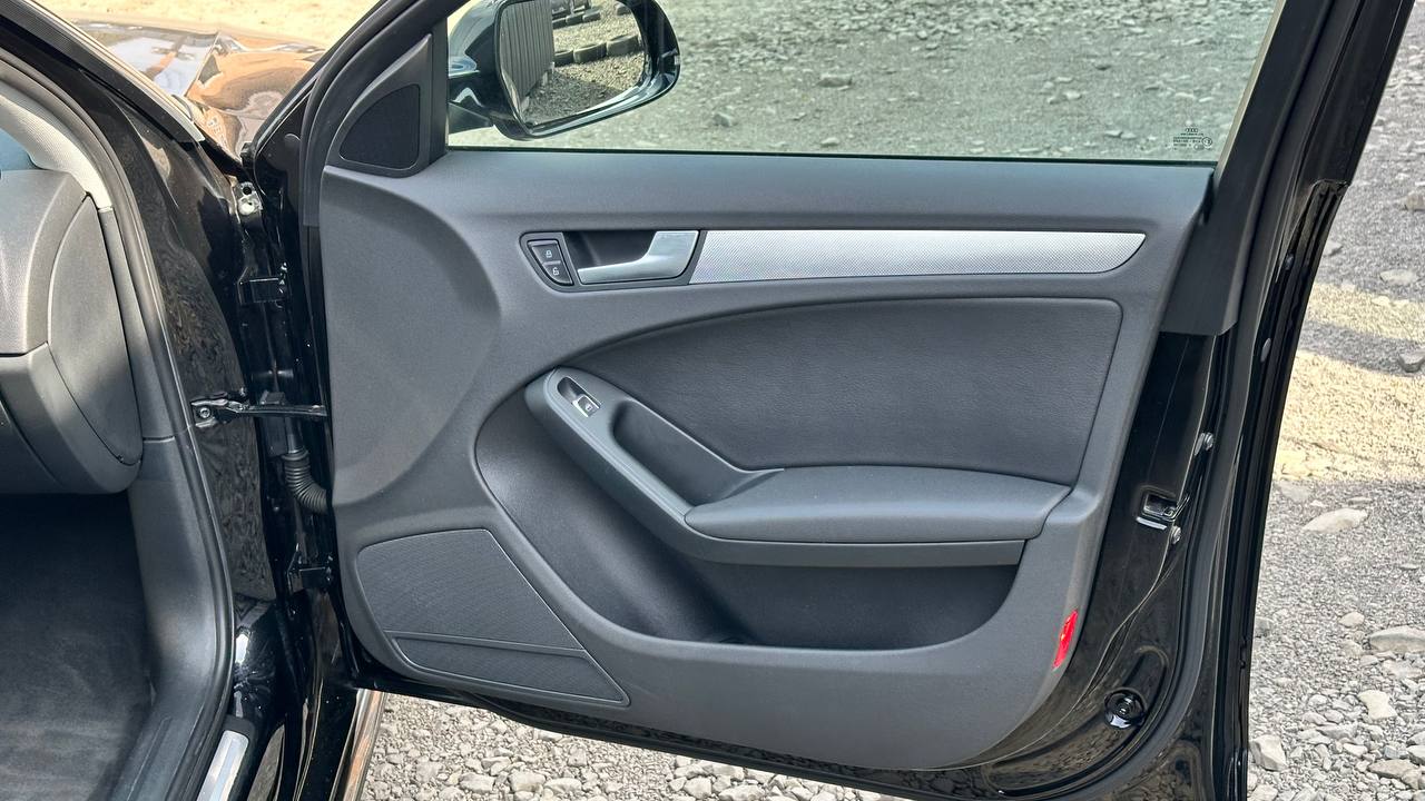 AUDI A4 PREMIUM 2014