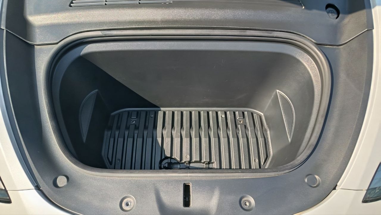 TESLA MODEL Y AWD DUAL MOTOR 2021