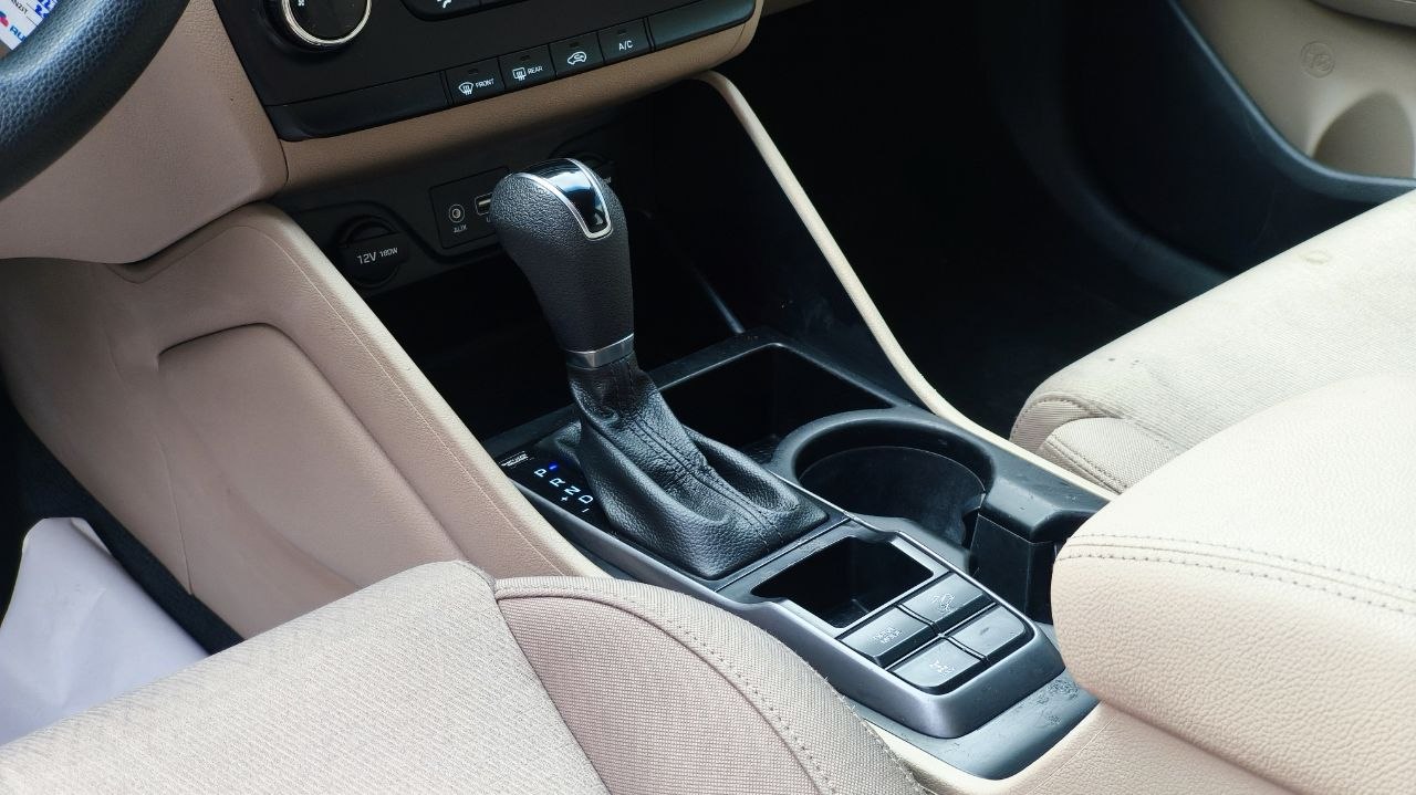 HYUNDAI TUCSON SE LIMITED 2016