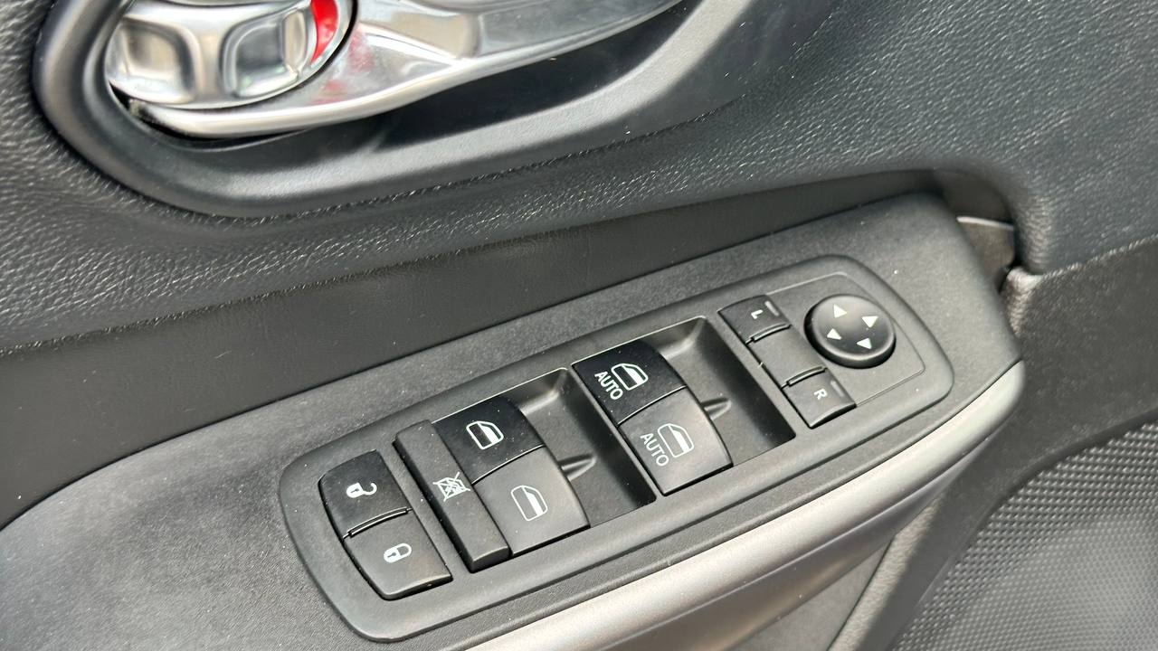 JEEP CHEROKEE LATITUDE PLUS 2019