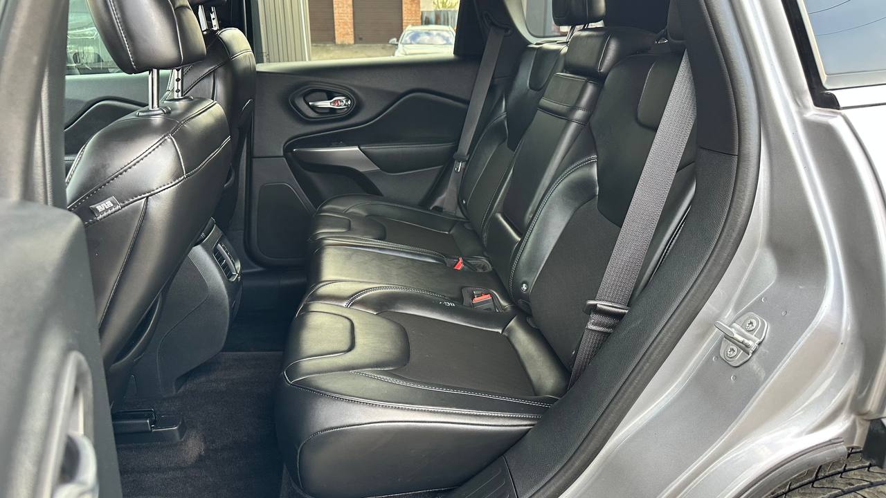 JEEP CHEROKEE LATITUDE PLUS 2019