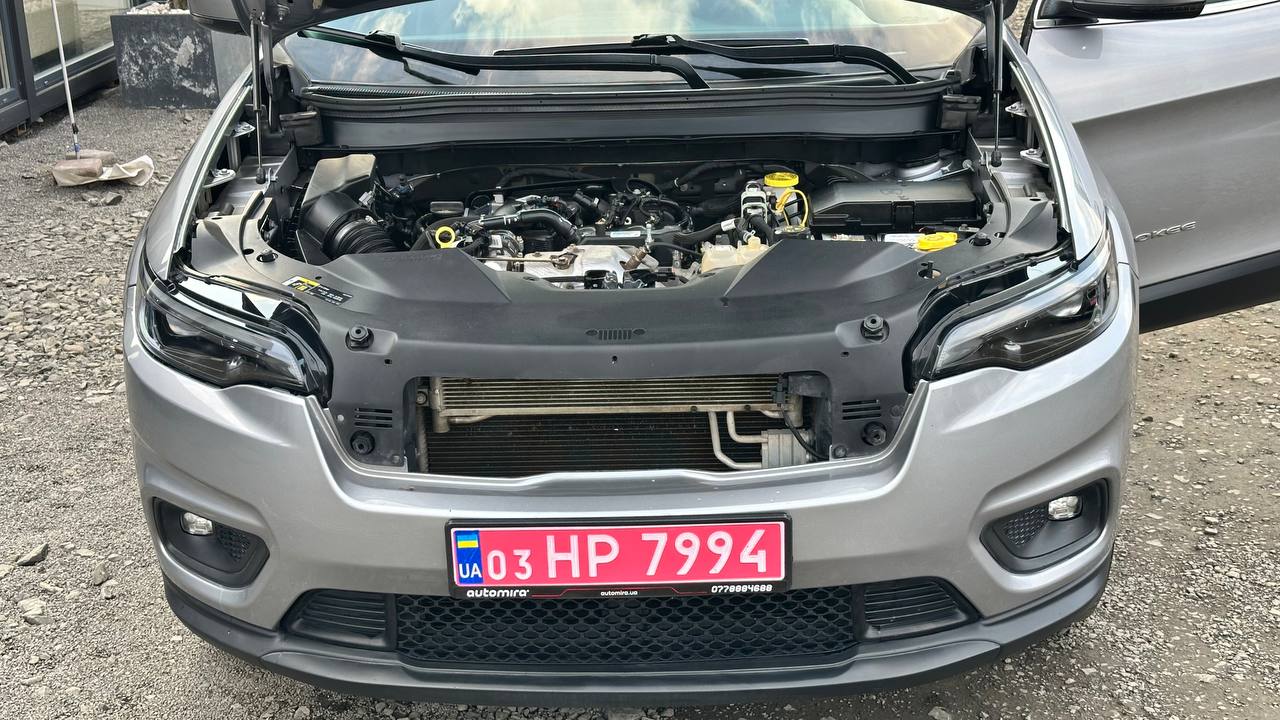 JEEP CHEROKEE LATITUDE PLUS 2019