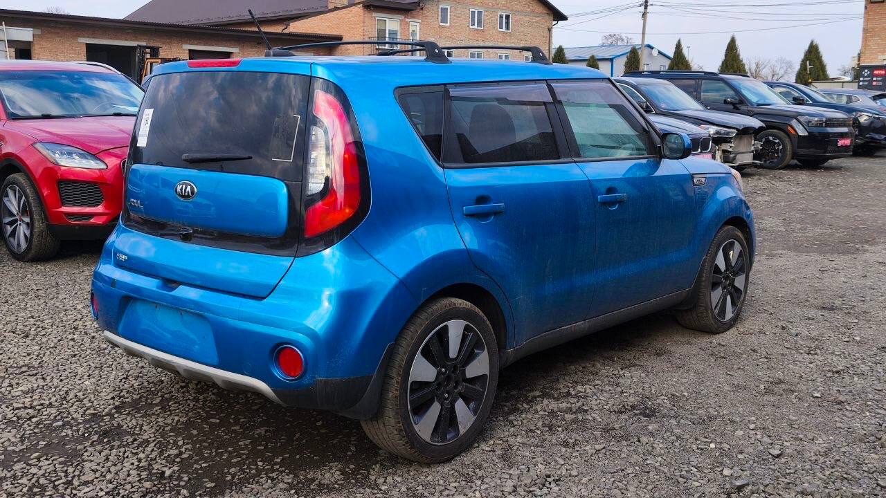 KIA SOUL  2018