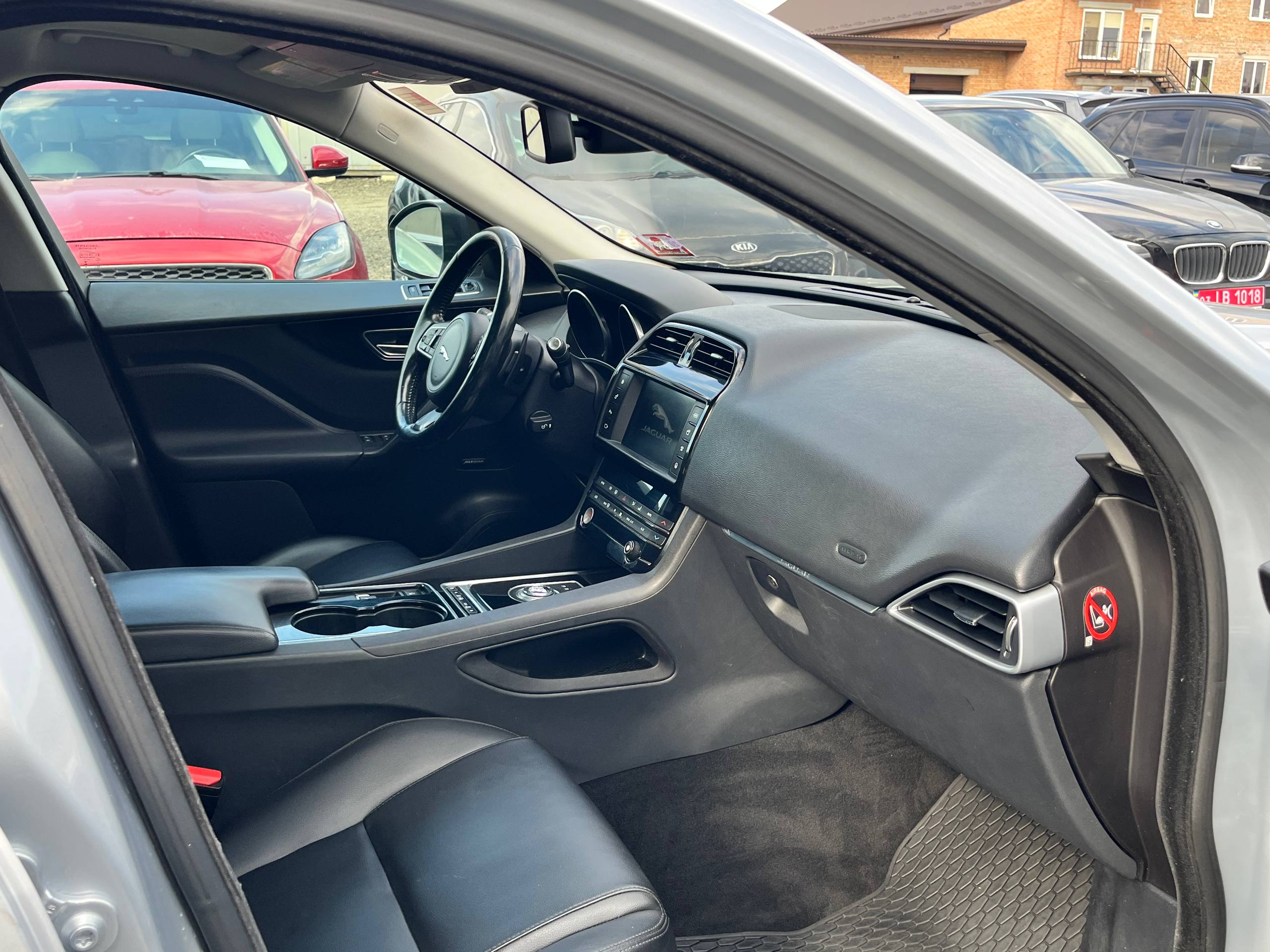 JAGUAR F-PACE PREMIUM 2017