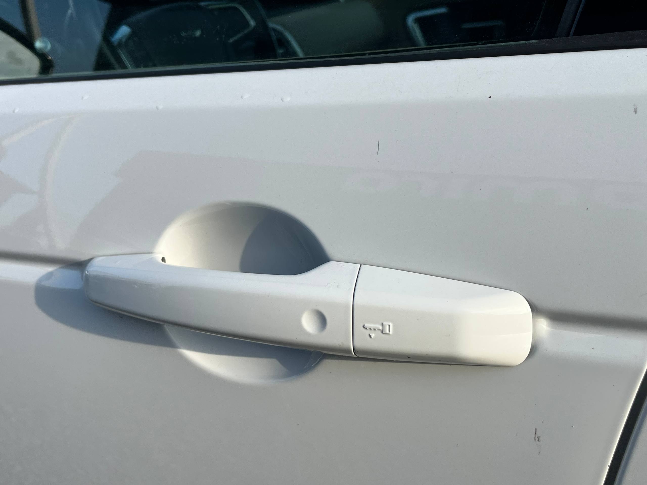 LAND ROVER DISCOVERY SPORT HSE 2016