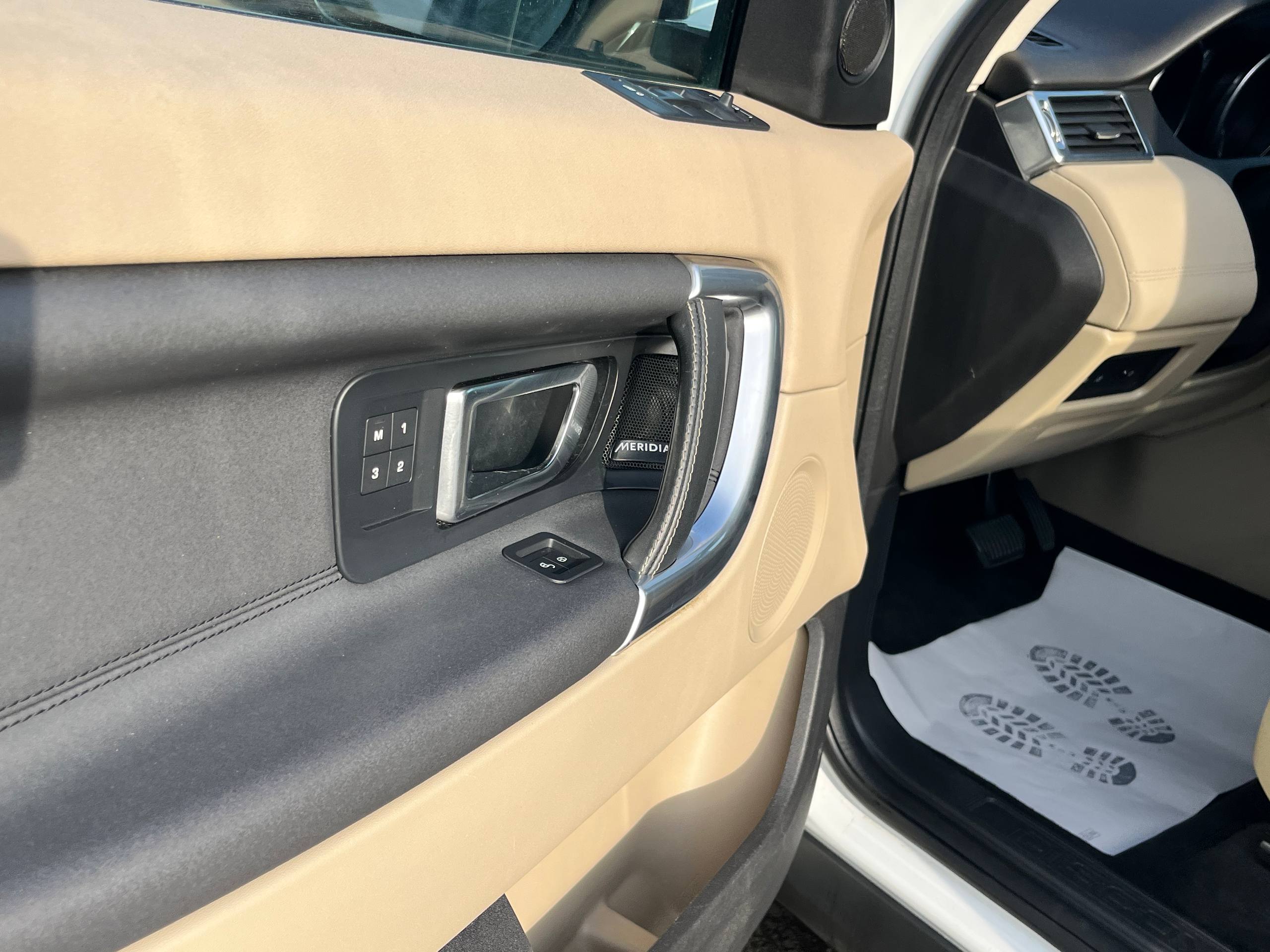 LAND ROVER DISCOVERY SPORT HSE 2016