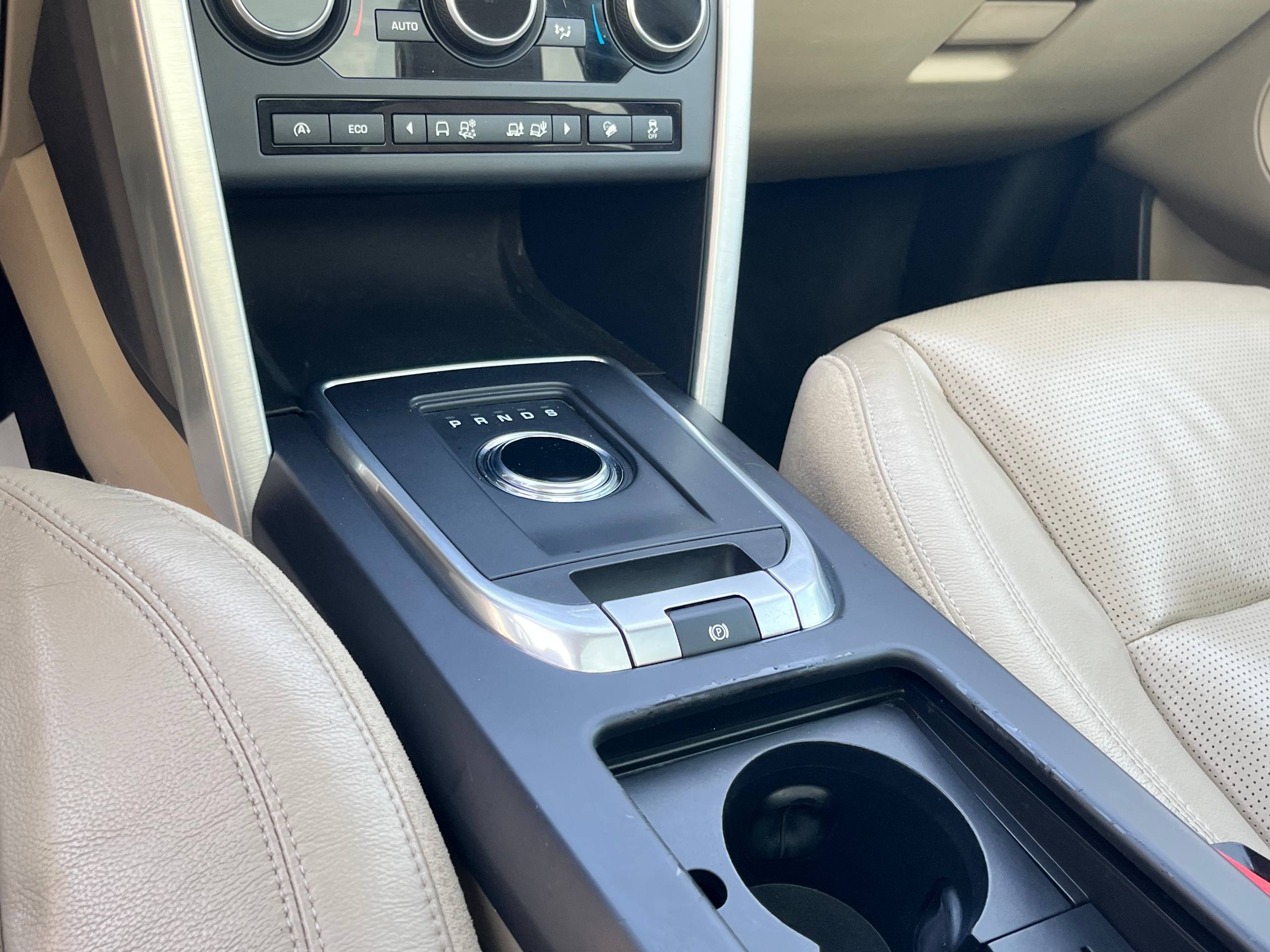 LAND ROVER DISCOVERY SPORT HSE 2016