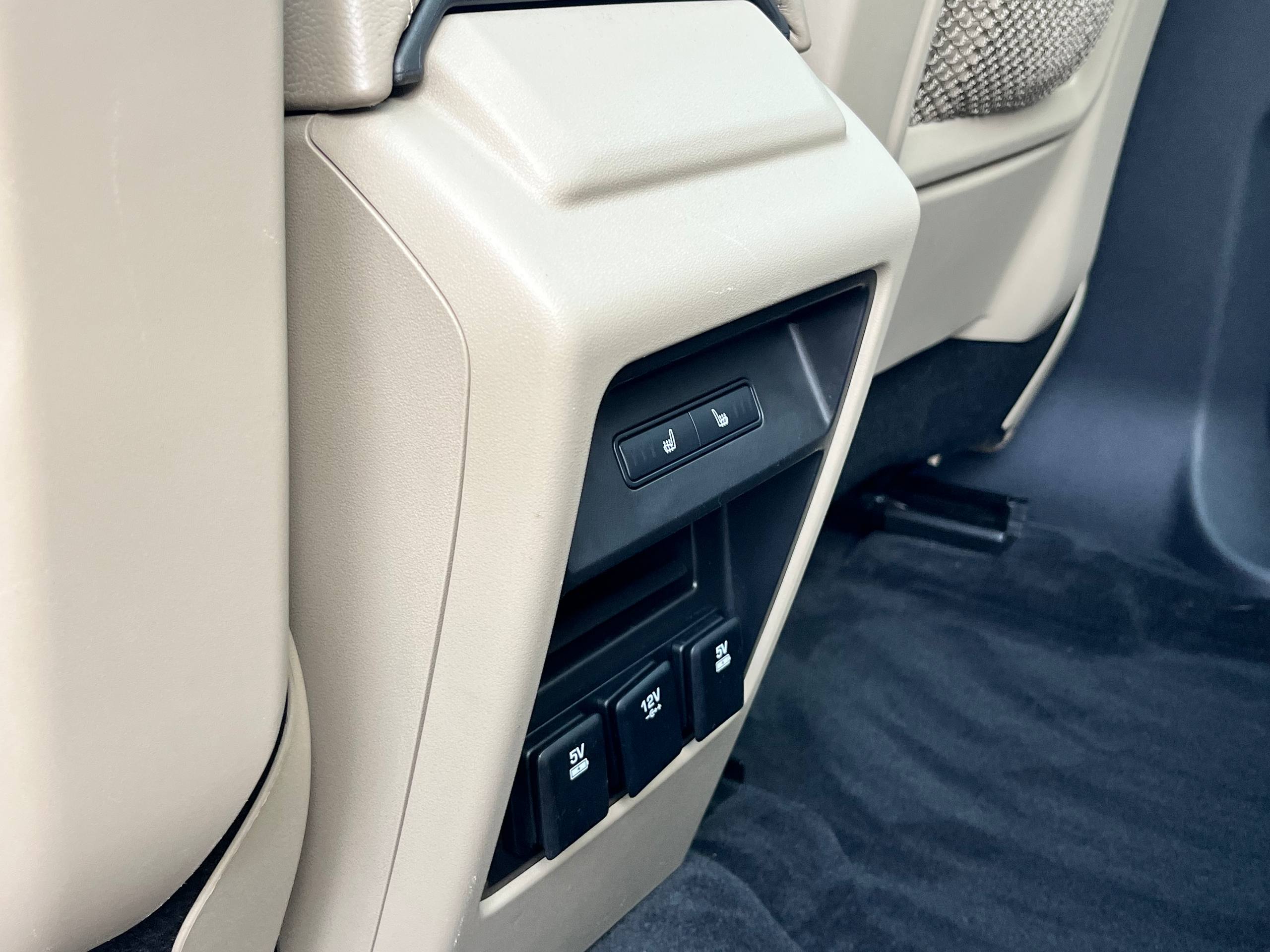 LAND ROVER DISCOVERY SPORT HSE 2016