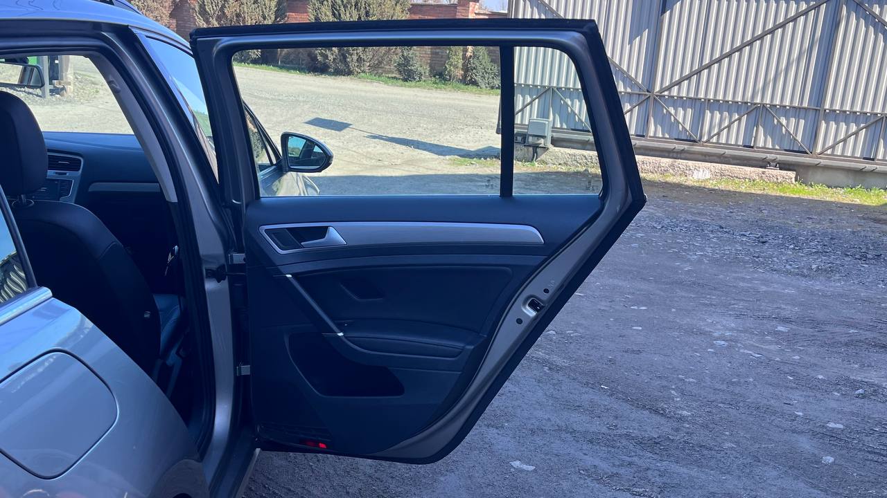 VOLKSWAGEN GOLF SPORTWAGEN S 2016