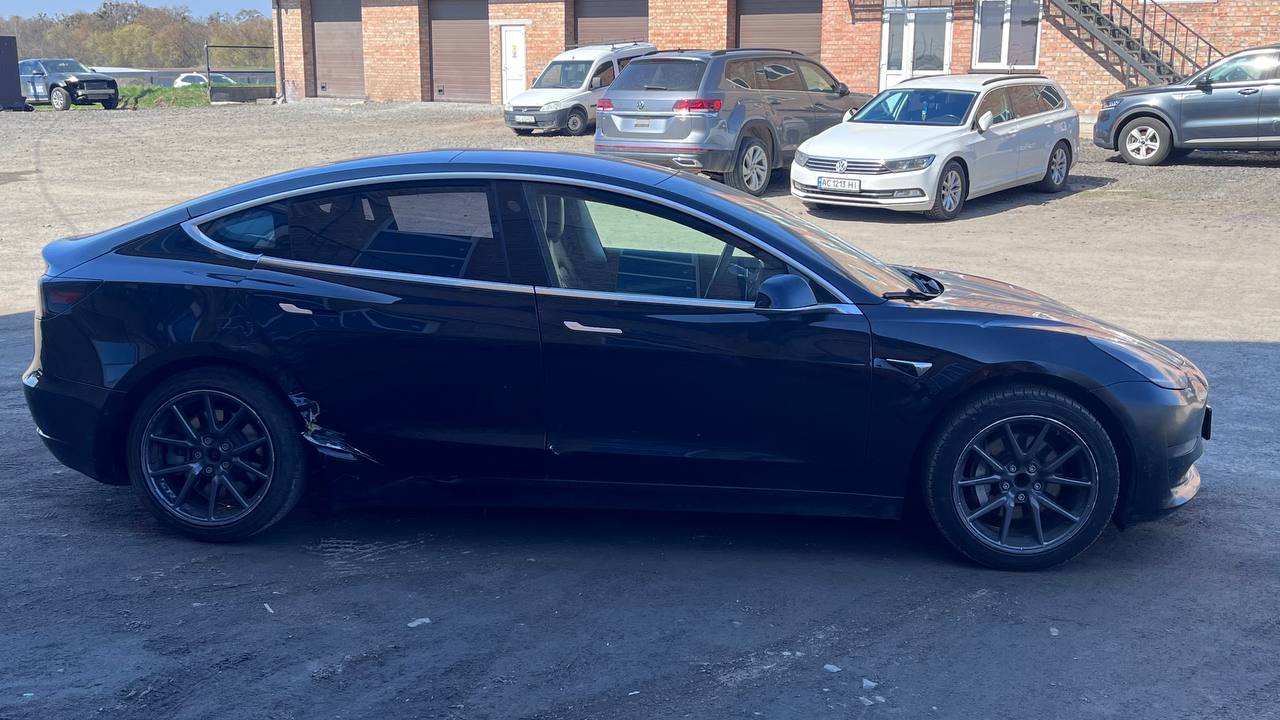 TESLA MODEL 3 AWD LONGE RANGE 2018