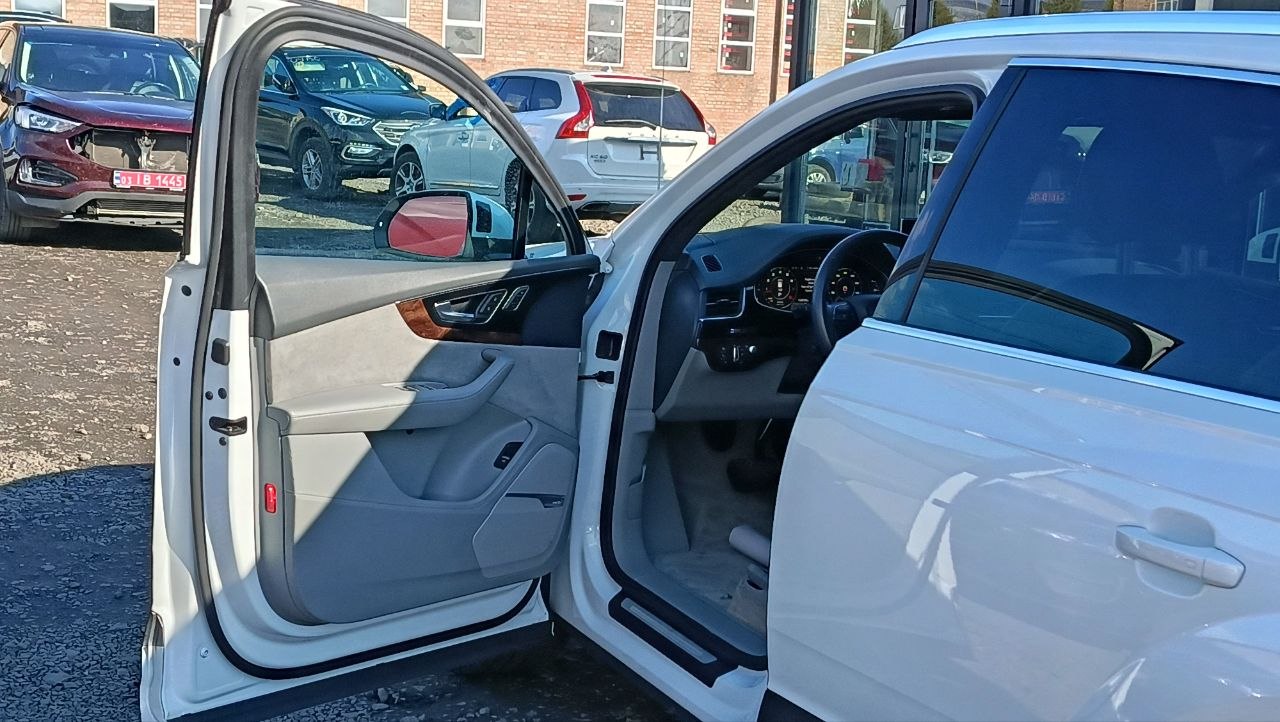 AUDI Q7 PRESTIGE 2016