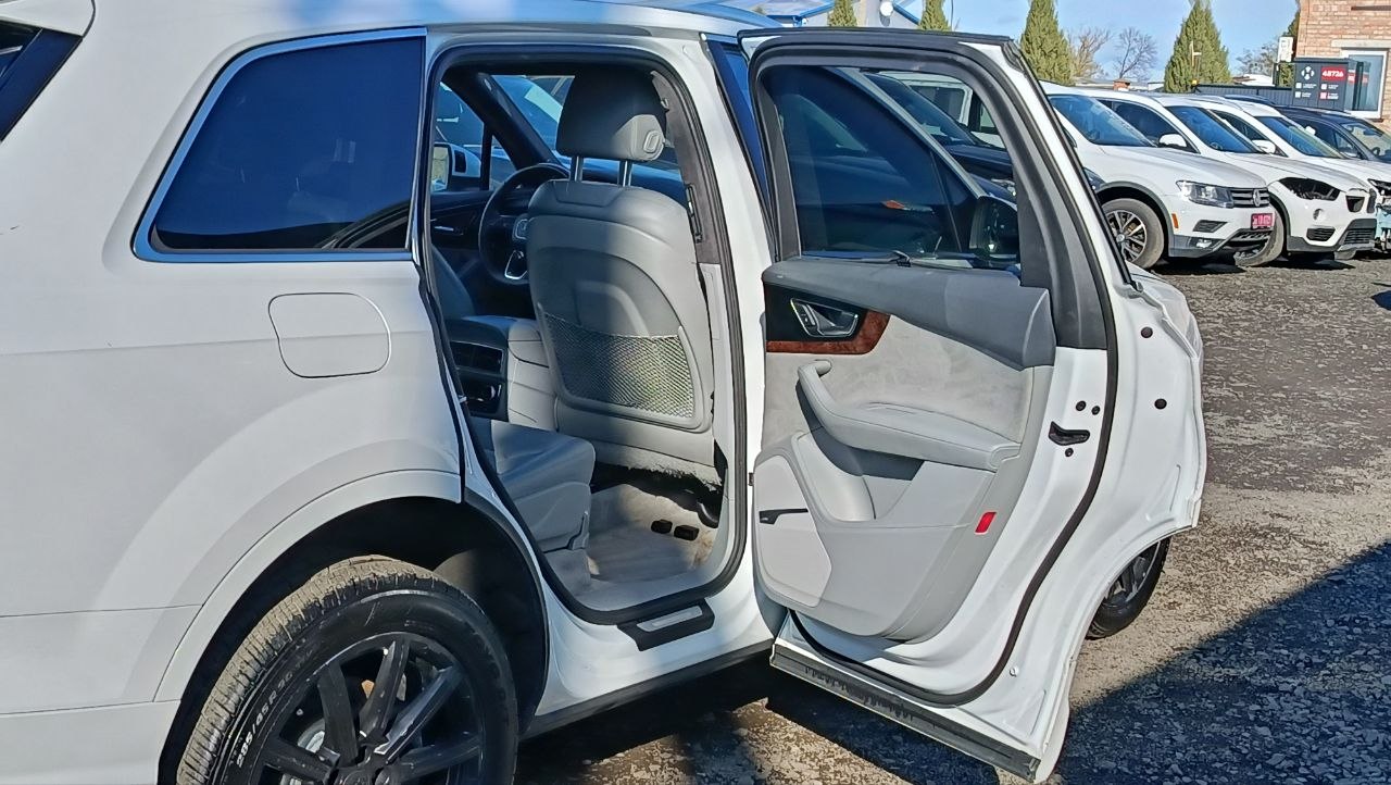 AUDI Q7 PRESTIGE 2016