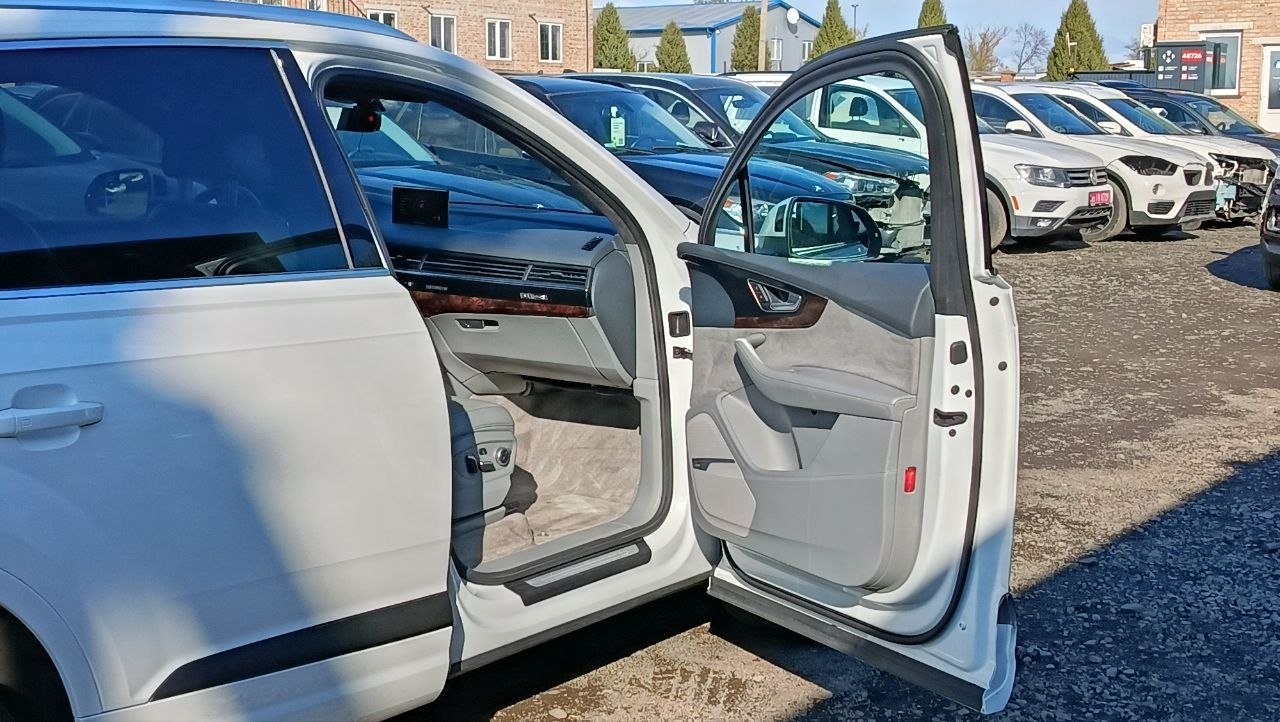 AUDI Q7 PRESTIGE 2016