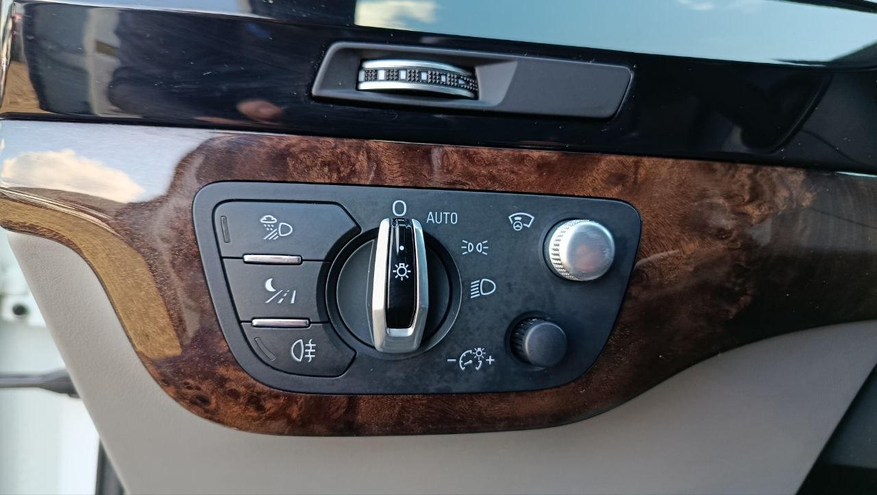 AUDI Q7 PRESTIGE 2016