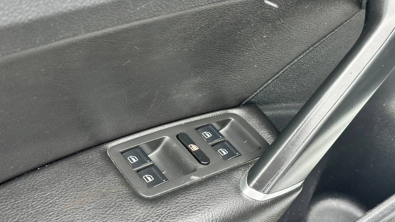 VOLKSWAGEN PASSAT SE 2021