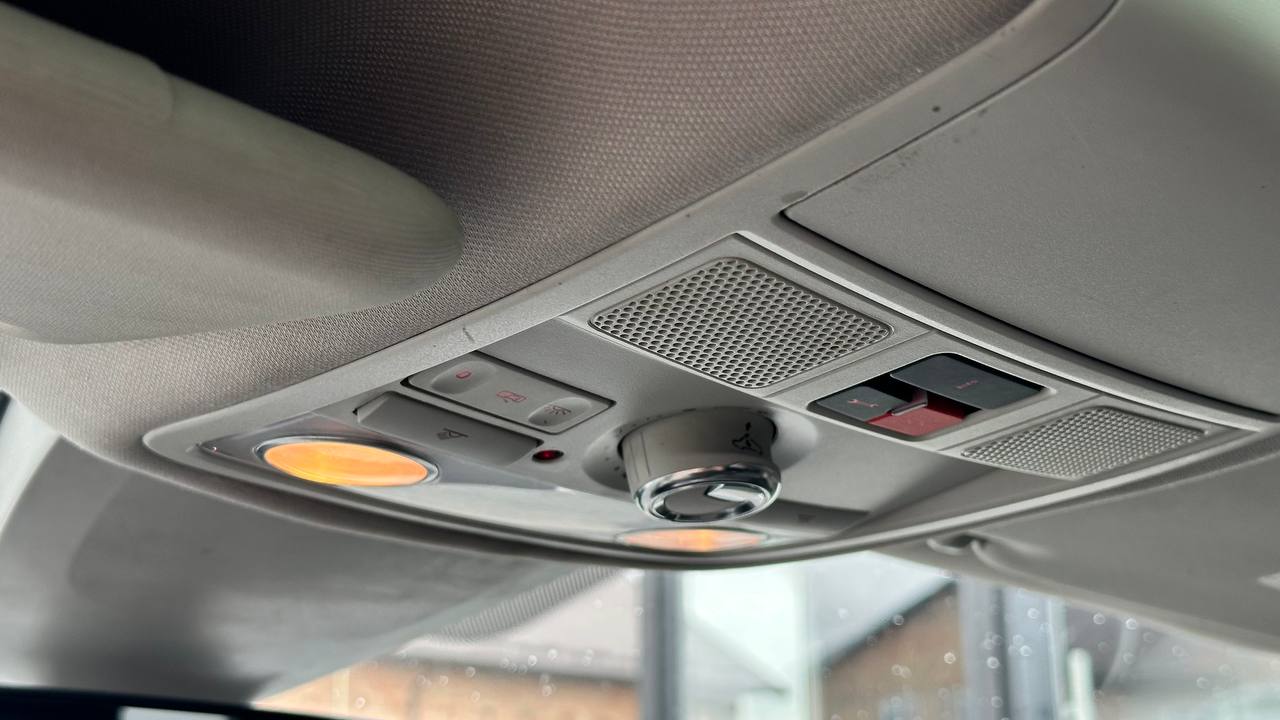 VOLKSWAGEN PASSAT SE 2021