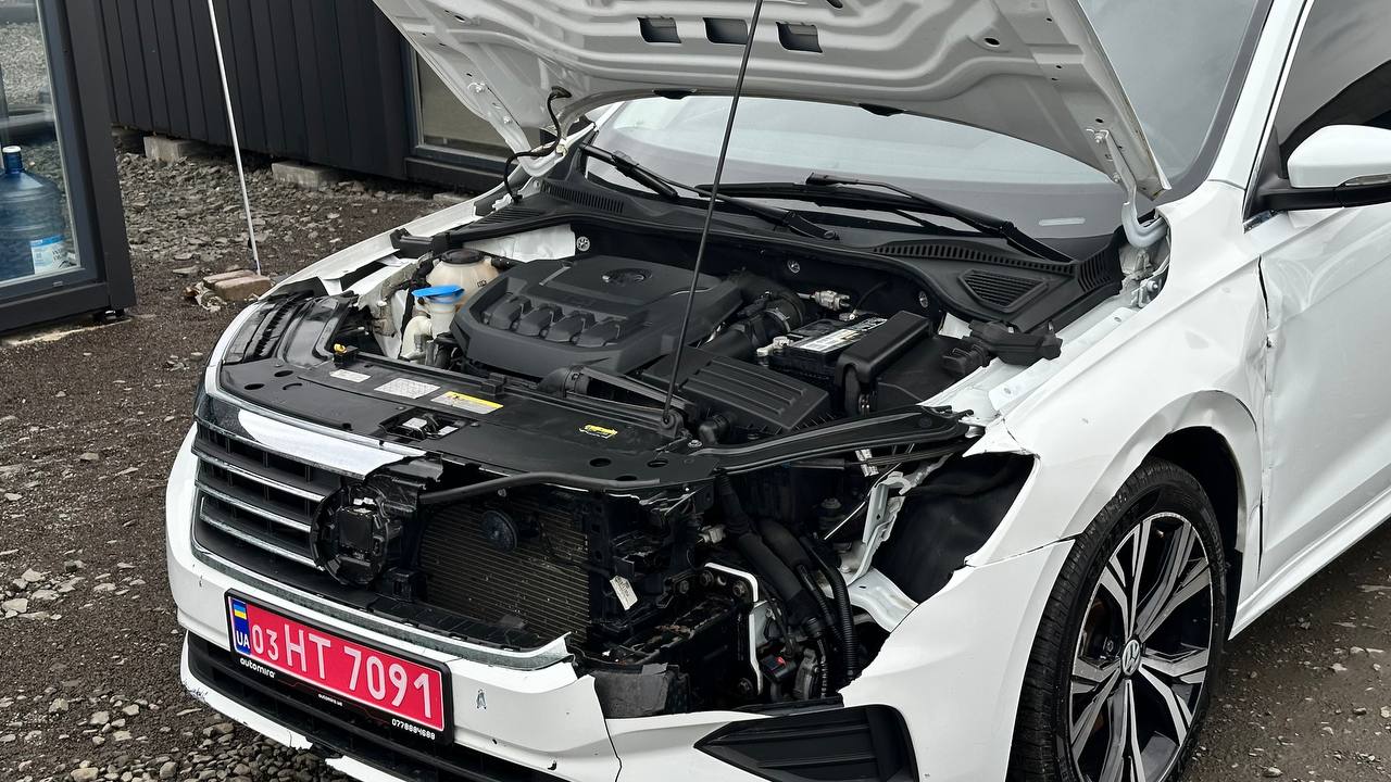 VOLKSWAGEN PASSAT SE 2021