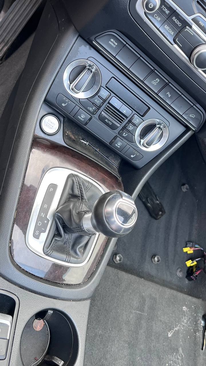 AUDI Q3 PRESTIGE 2014