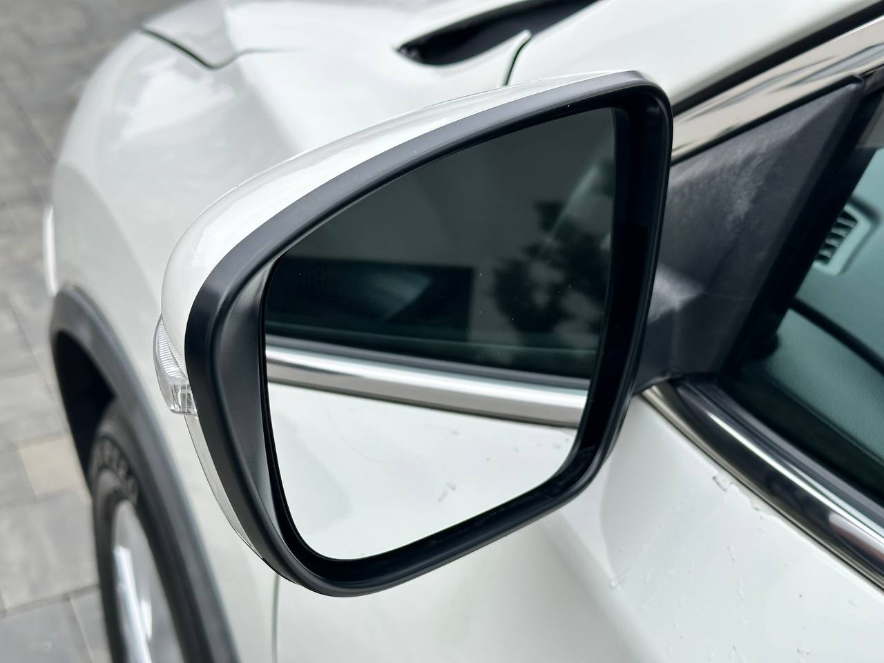 NISSAN ROGUE SV 2017