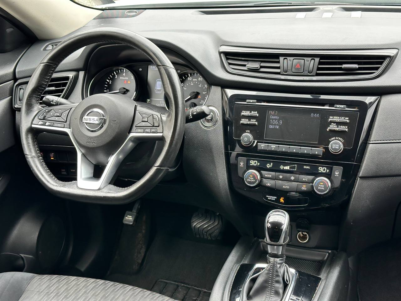 NISSAN ROGUE SV 2017