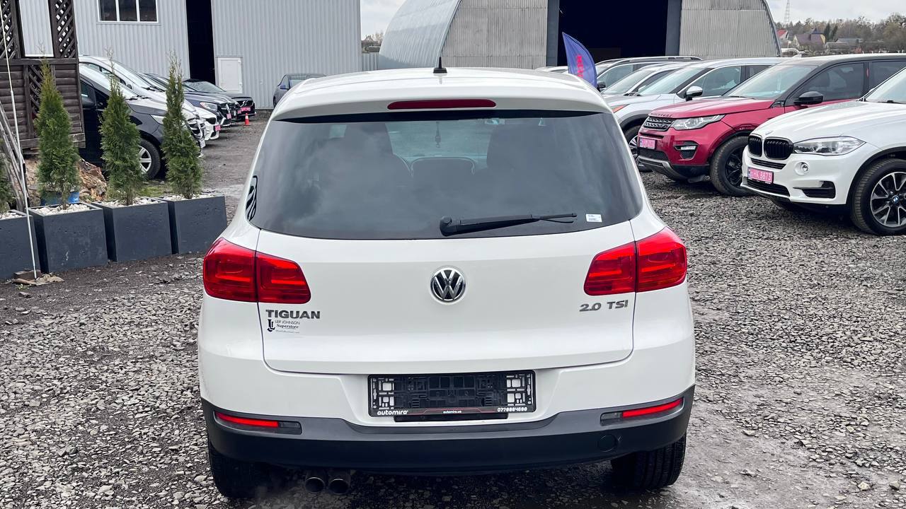 VOLKSWAGEN TIGUAN S 2013