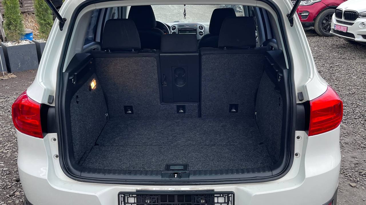 VOLKSWAGEN TIGUAN S 2013