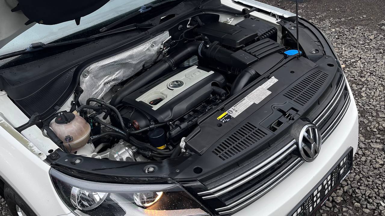 VOLKSWAGEN TIGUAN S 2013